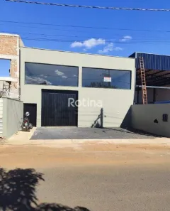 Galpão/Depósito/Armazém para alugar, 242m² no Laranjeiras, Uberlândia