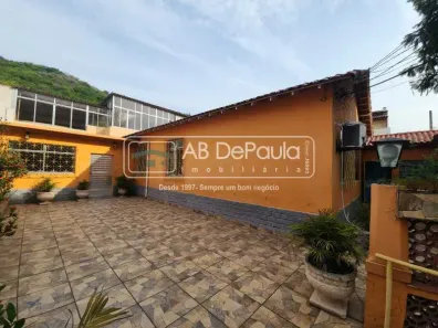 Casa com 6 Quartos à venda, 220m² no Jardim Sulacap, Rio de Janeiro