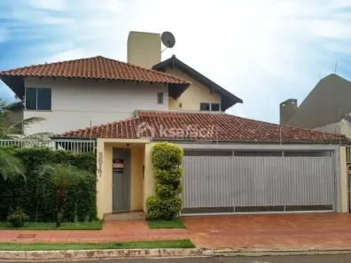Sobrado com 5 Quartos à venda, 341m² no Vila Gomes, Campo Grande