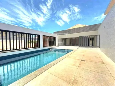 Casa com 3 Quartos à venda, 202m² no Boqueirão, Santos