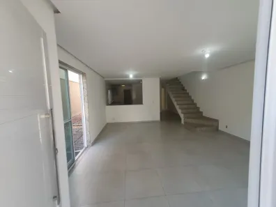 Casa de Condomínio com 4 Quartos à venda, 250m² no Vargem Grande, Rio de Janeiro