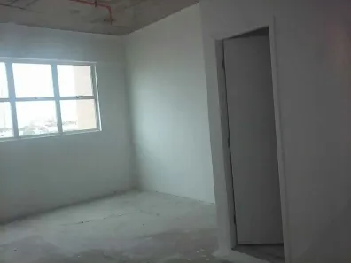 Sala Comercial à venda, 32m² no Vila Santo Antônio, Bauru