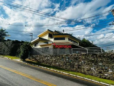 Casa com 3 Quartos à venda, 283m² no São Marcos, Macaé