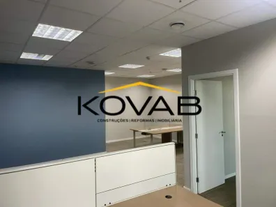 Sala Comercial para alugar, 214m² no Vila São Francisco (Zona Sul), São Paulo