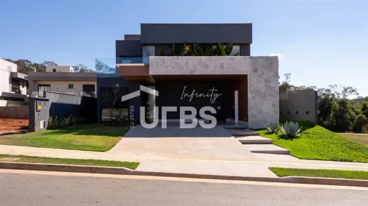 Casa de Condomínio com 4 Quartos à venda, 284m² no Jardins França, Goiânia