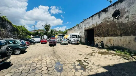 para alugar, 1025m² no Valongo, Santos