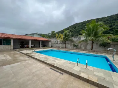 Casa com 4 Quartos à venda, 360m² no Guaiúba, Guarujá