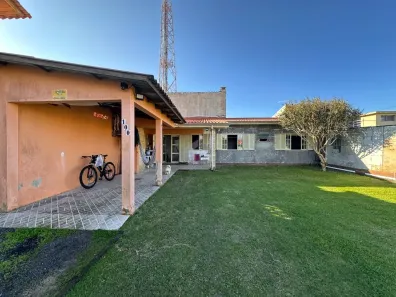 Casa com 2 Quartos para alugar, 68m² no CIDREIRA, Cidreira