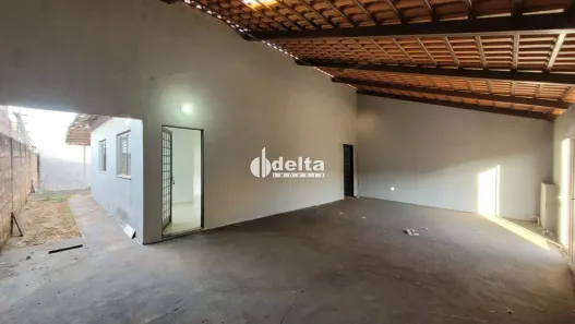 Casa com 2 Quartos à venda, 125m² no Jardim Europa, Uberlândia
