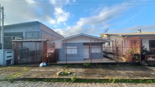 Casa com 3 Quartos à venda, 32m² no Tijuca, Caxias do Sul