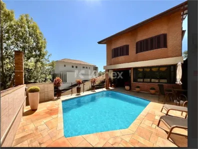 Sobrado com 4 Quartos à venda, 200m² no São Paulo II, Cotia