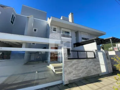 Casa com 4 Quartos para alugar, 123m² no Jurerê Internacional, Florianópolis