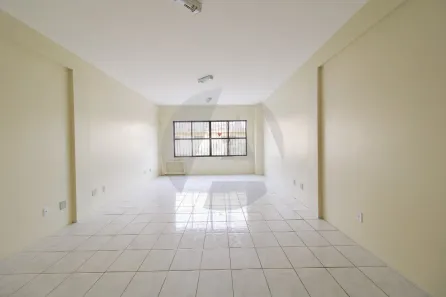 Sala Comercial para alugar, 43m² no Tristeza, Porto Alegre