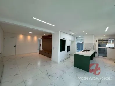 Apartamento com 3 Quartos para alugar, 120m² no Meia Praia, Itapema
