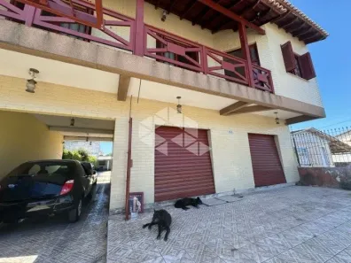 Casa com 3 Quartos à venda, 250m² no Niterói, Canoas