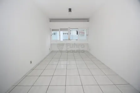 Apartamento com 2 Quartos para alugar, 148m² no Centro, Pelotas