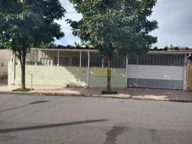 Casa com 3 Quartos à venda, 212m² no Crispim, Pindamonhangaba