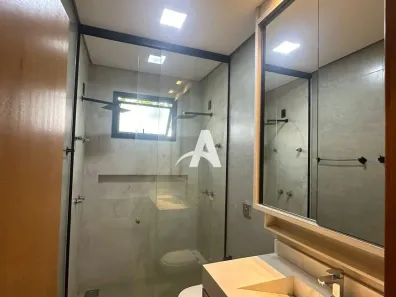 Casa de Condomínio com 3 Quartos para alugar, 260m² no Jardim Sul, Uberlândia