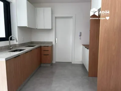 Apartamento com 3 Quartos para alugar, 125m² no Meia Praia, Itapema