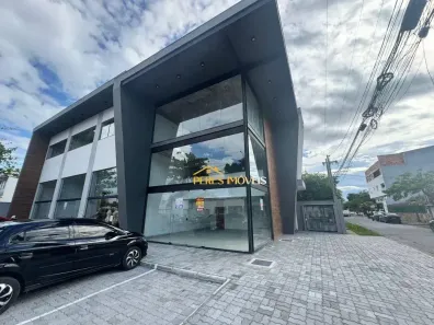Ponto Comercial para alugar, 72m² no Novo Rio das Ostras, Rio das Ostras