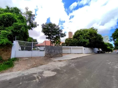 Imóvel Comercial com 4 Quartos à venda, 615m² no Planalto, Teresina