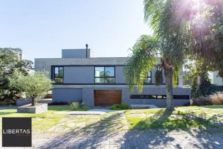 Casa de Condomínio com 4 Quartos à venda, 443m² no Teresópolis, Porto Alegre