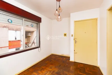 Apartamento com 1 Quarto para alugar, 30m² no Jardim Itu, Porto Alegre