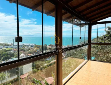 Casa com 3 Quartos para alugar, 160m² no Ponta das Canas, Florianópolis