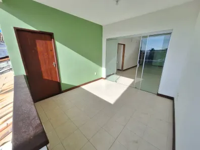 Apartamento com 3 Quartos para alugar, 120m² no Parque Burle, Cabo Frio