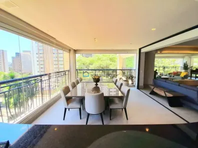 Apartamento com 3 Quartos à venda, 306m² no Moema, São Paulo