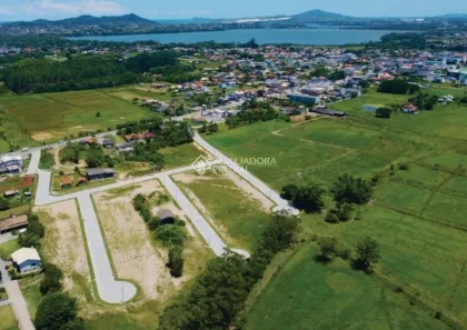 Lote/Terreno à venda, 360m² no Garopaba, Garopaba