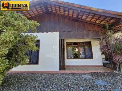 Casa com 3 Quartos à venda, 418m² no Garcia, Blumenau