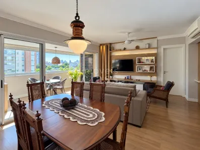 Apartamento com 3 Quartos à venda, 128m² no Jardim do Salso, Porto Alegre