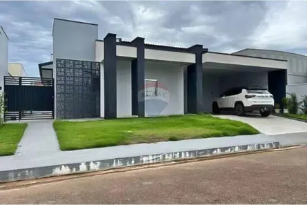 Casa com 3 Quartos para alugar, 257m² no Nova Esperança, Porto Velho