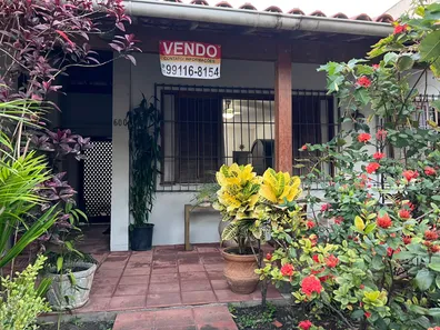 Casa com 6 Quartos à venda, 218m² no Icaraí, Niterói