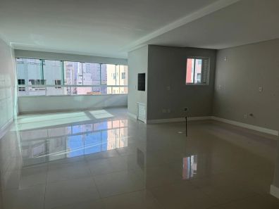 Apartamento com 3 Quartos à venda, 168m² no Centro, Balneário Camboriú