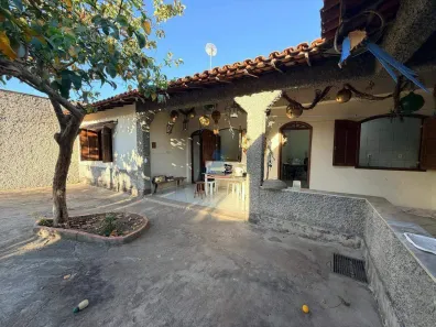 Casa com 3 Quartos à venda, 360m² no Santa Cruz Industrial, Contagem