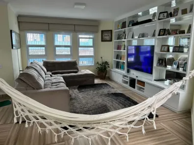 Sobrado com 3 Quartos à venda, 244m² no Vila Lucinda, Santo André