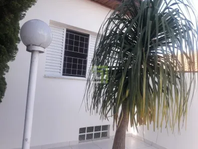 Casa com 2 Quartos para alugar, 150m² no Anhangabaú, Jundiaí