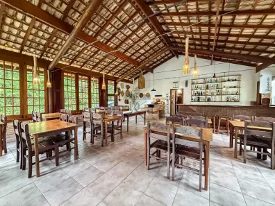 com 10 Quartos para alugar, 802m² no Buquirinha, São José dos Campos