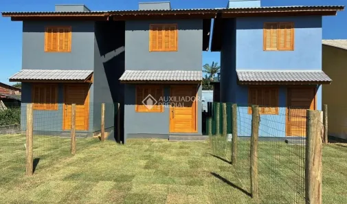 Sobrado com 2 Quartos à venda, 58m² no Ressacada, Garopaba