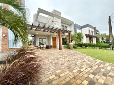 Casa de Condomínio com 4 Quartos à venda, 178m² no XANGRI-LÁ, Xangri-lá