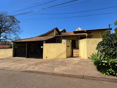 Casa com 3 Quartos à venda, 280m² no Jardim Santos Paulo, Londrina