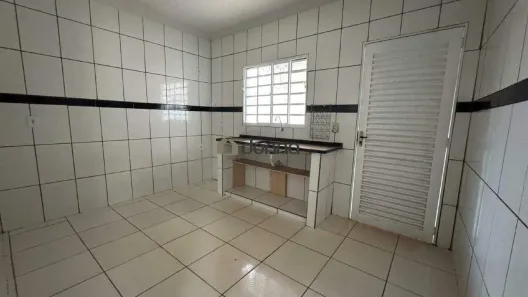Casa com 2 Quartos à venda, 79m² no Jardim Elza Amuí I, Uberaba