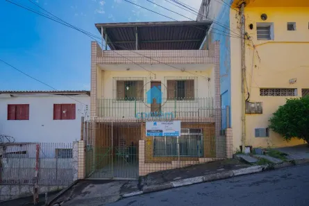 Sobrado com 3 Quartos à venda, 140m² no Jardim das Belezas, Carapicuíba