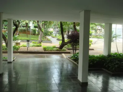 Apartamento com 3 Quartos para alugar, 110m² no Setor Central, Goiânia