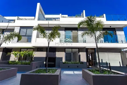 Casa de Condomínio com 3 Quartos à venda, 240m² no Boa Vista, Curitiba