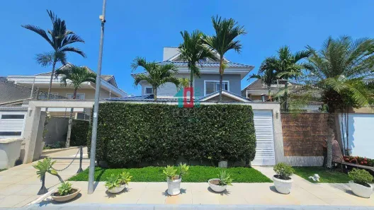 Casa de Condomínio com 3 Quartos à venda, 324m² no Recreio dos Bandeirantes, Rio de Janeiro