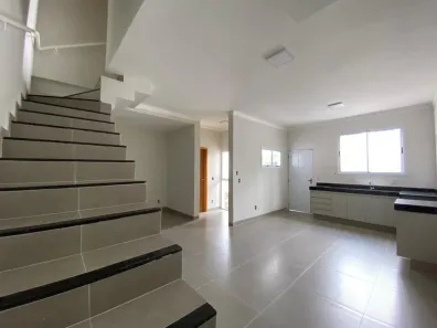 Casa com 2 Quartos à venda, 80m² no Jardim Europa, Uberlândia