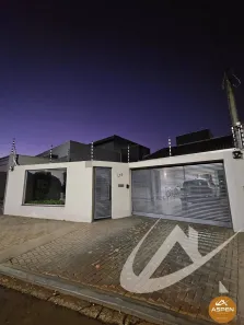 Casa com 3 Quartos à venda, 23443m² no Jardim Portal das Flores, Arapongas